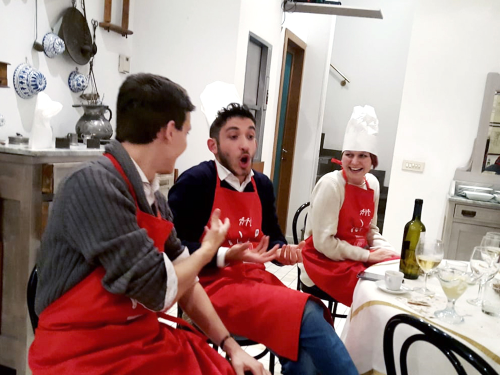 Business-defence-team-building