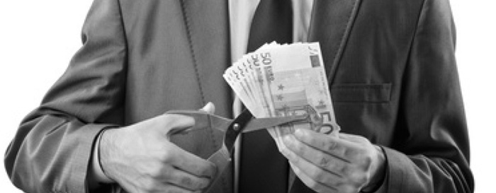 Al via il secondo aumento dell’Iva nel giro di due anni: ecco i beni colpiti dal rincaro.