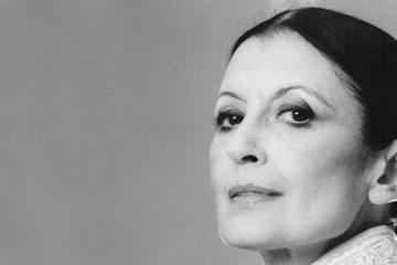 L’addio a Carla Fracci, l’étoile milanese icona di stile ed eleganza